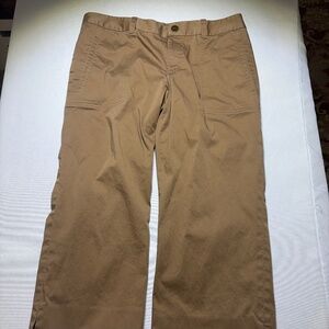 Ralph Lauren Golf, Light Brown Crop Pant with sateen finish cotton. Size 4
